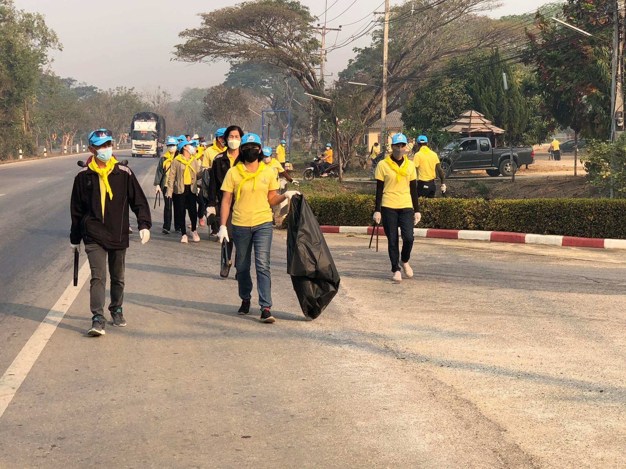 ภาพประกอบ: กิจกรรมเก็บขยะ รักเธออำเภองาว big cleaning day 2566