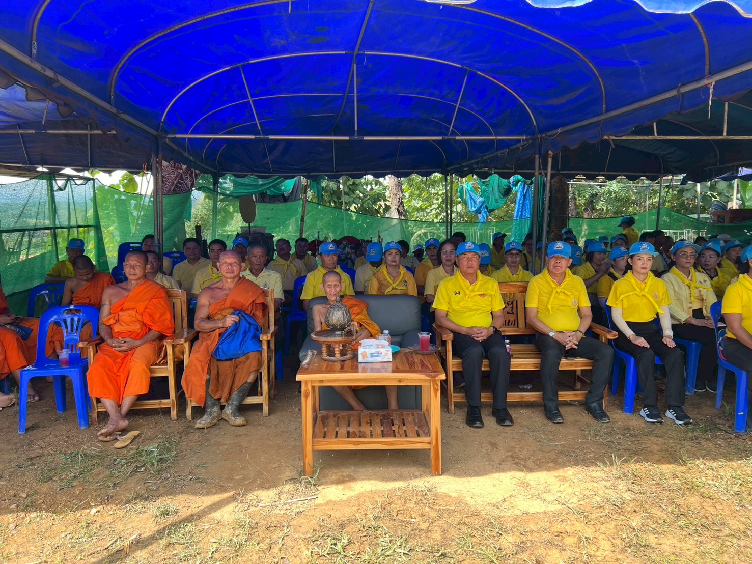 ภาพประกอบ: โครงการจิตอาสา เราทำความดี ด้วยหัวใจ