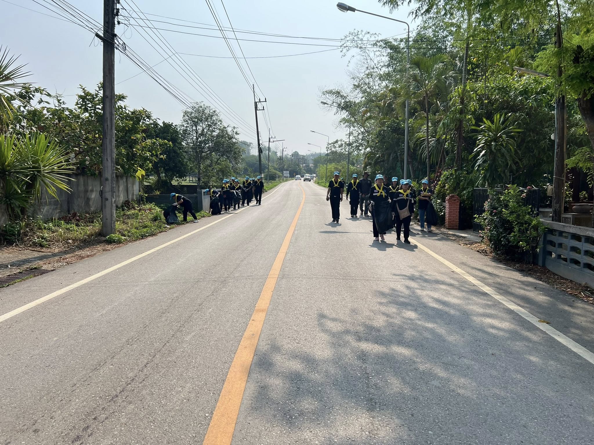 ภาพประกอบ: จิตอาสาพัฒนา เราทำความดี ด้วยหัวใจ