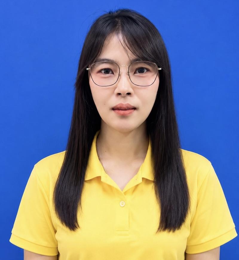 นางสาวจิราพร เรือนเงิน